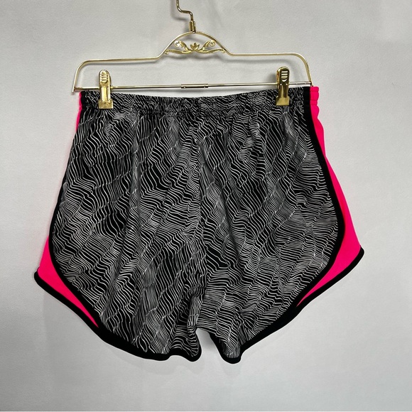 Nike Size Large Dri-Fit Tempo Running Shorts Black and Pink Printed Athletic - Picture 2 of 11